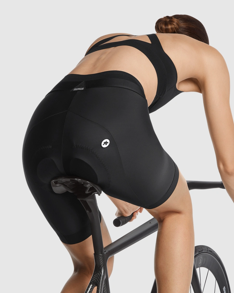 Assos UMA GT Half Shorts C2-3