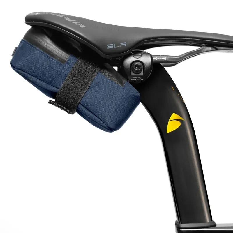 Almsthre Signature Saddle Bag 0.6L in Cosmic Blue