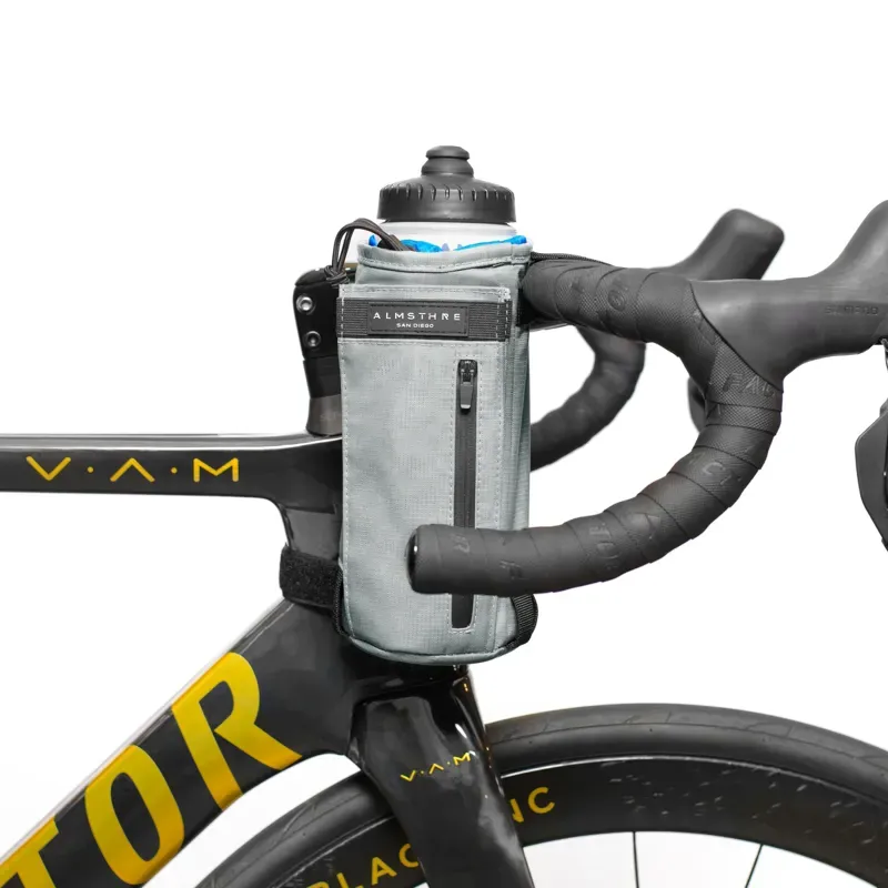 Almsthre Stem Feed Bag 1.6L in Sterling Silver