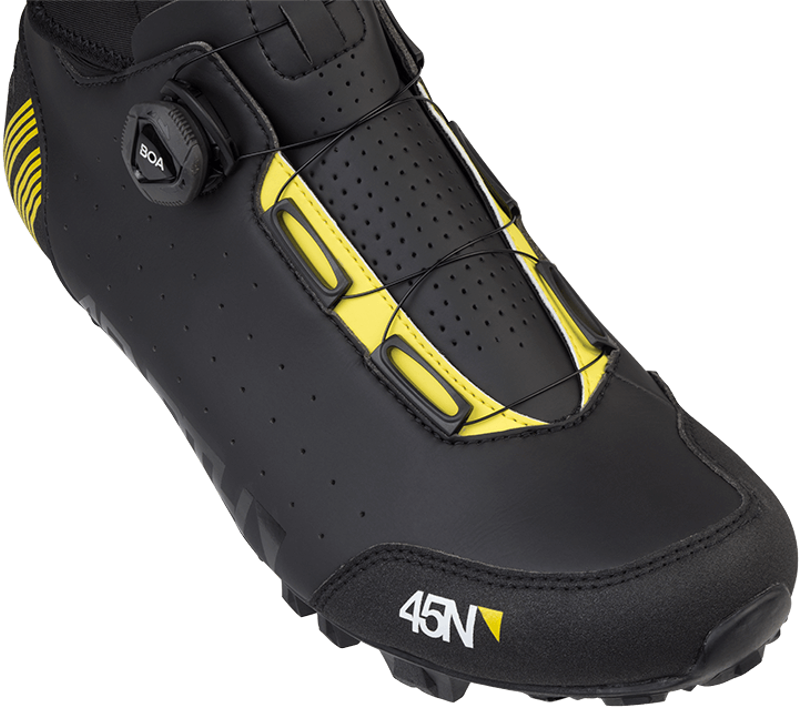 45NRTH Ragnarok MTN 2-Bolt Cycling Boots in Black-5