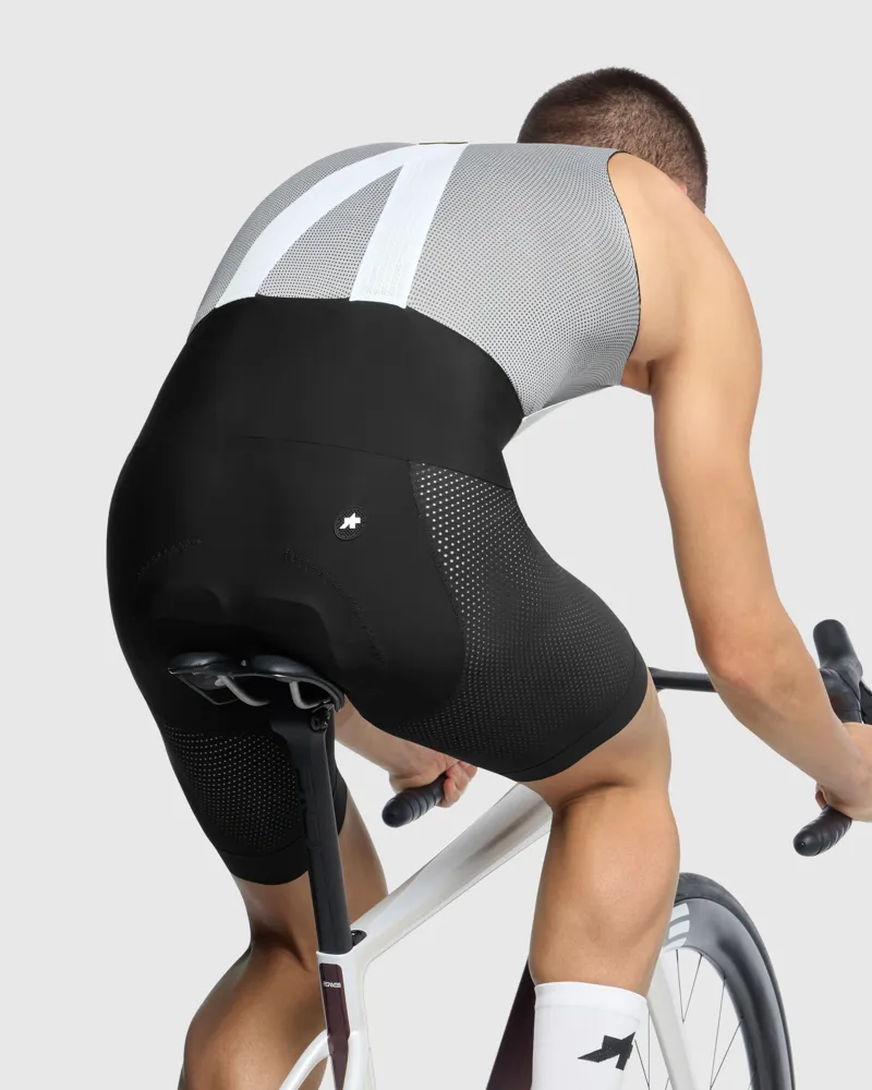 Assos Mille GT Men's Indoor Bib Shorts S11 in Black Series-6