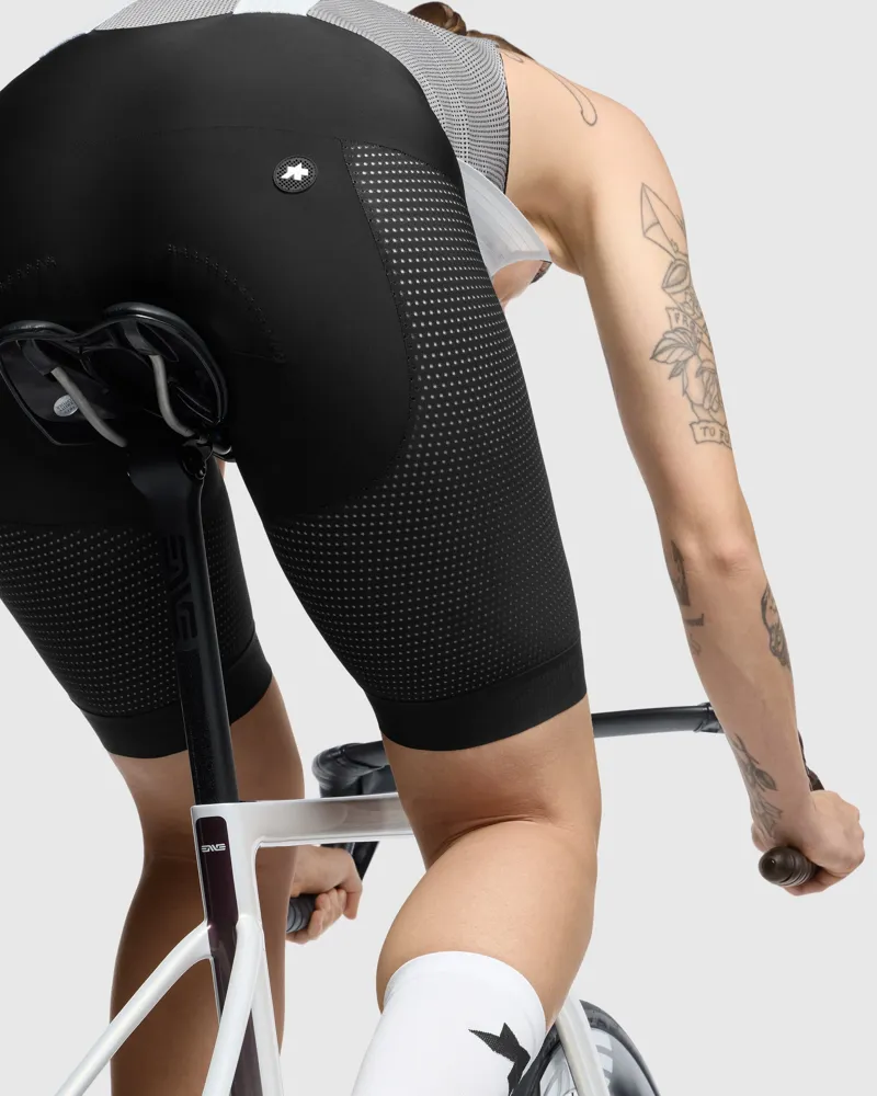 Assos Mille GT Women's Indoor Bib Shorts S11 in Black Series-5