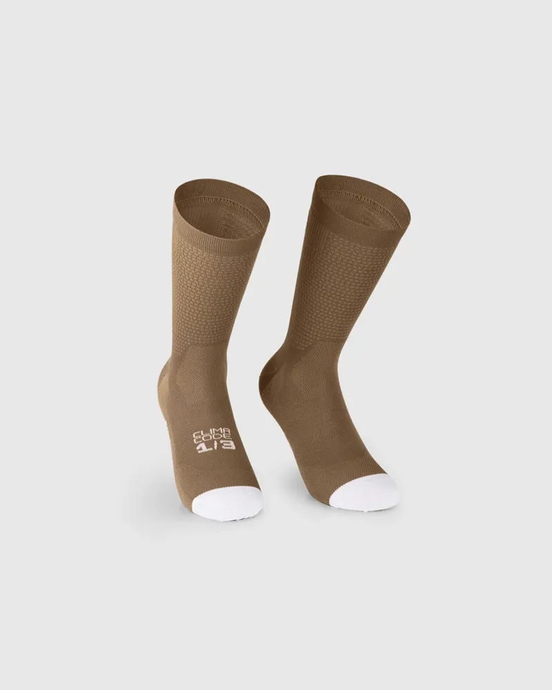 Assos Endurance Socks S11 in Terra Sand