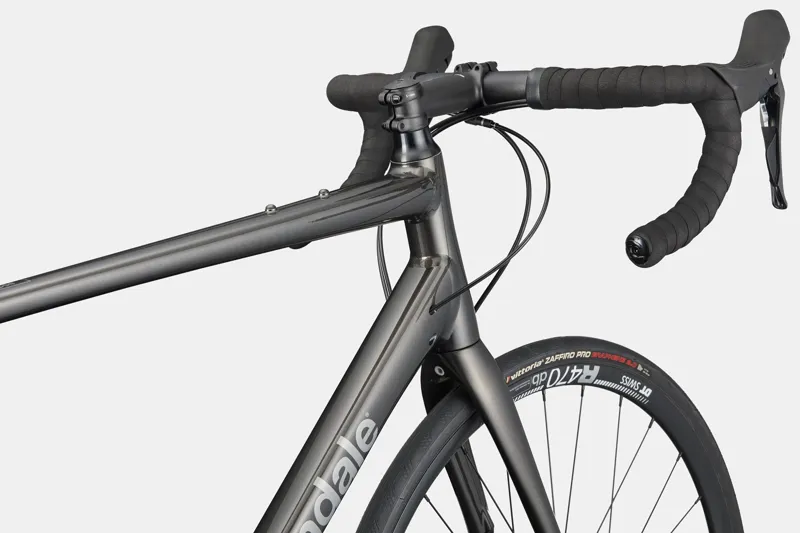 Cannondale Synapse 2 Endurance Carbon Road Bike in Obsidian-5