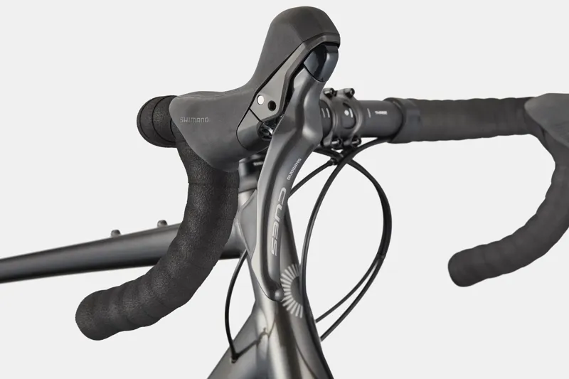 Cannondale Synapse 2 Endurance Carbon Road Bike in Obsidian-7