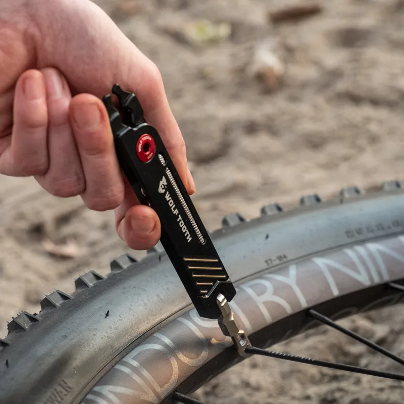 Wolf Tooth Components 8-Bit Pack Pliers in Black-7
