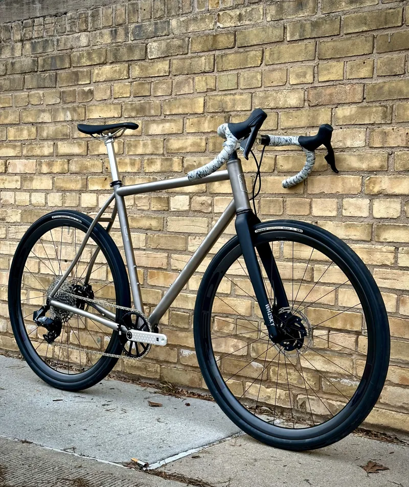 Mosaic GT2 AR Rival AXS GC3 Pro Carbon Wheels: Raw Titanium 54cm -1