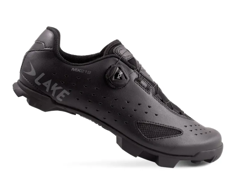 Lake Cycling MX219 Shoes: Black / Grey