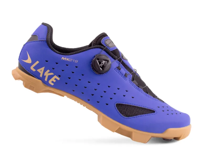 Lake Cycling MX219 Shoes: Strong Blue / Gold