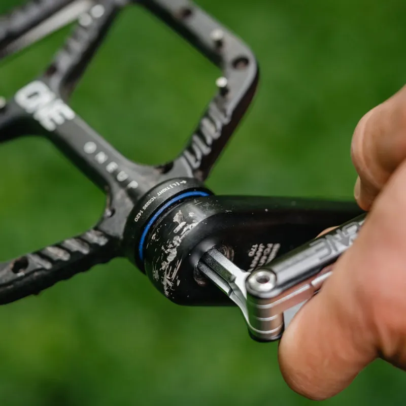 OneUp Components EDC V2 Tool-6