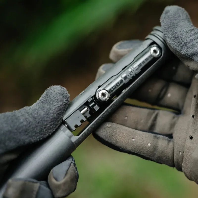 OneUp Components EDC V2 Tool-3