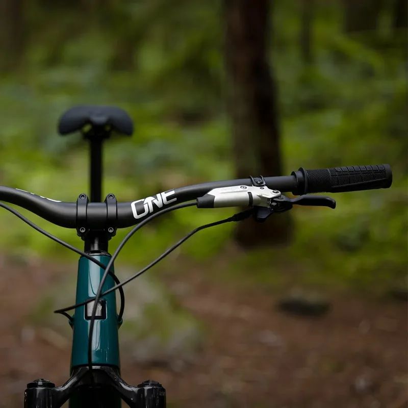 OneUp Components V2 Carbon Handlebar 35mm Rise 760mm Width-7