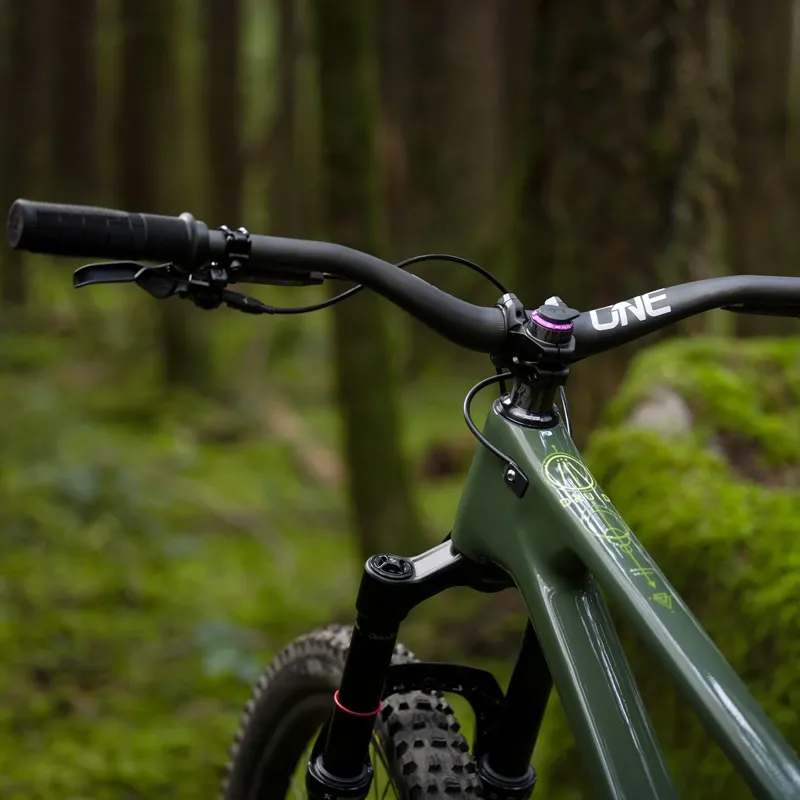OneUp Components V2 Carbon Handlebar 35mm Rise 760mm Width-6