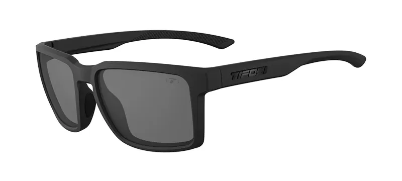 Tifosi Sylo Sunglasses in Blackout Smoke-1