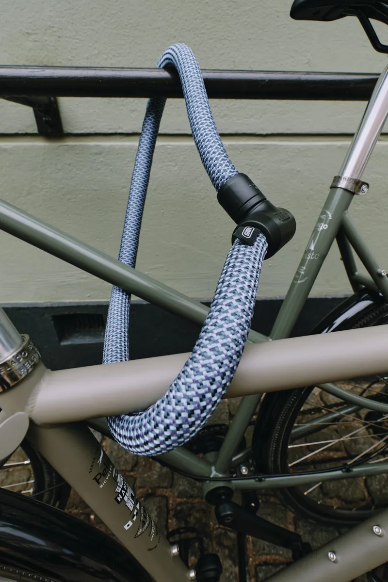 Abus Yarnit 4004K Chain Lock 4mm 110cm in Denim Blue-2