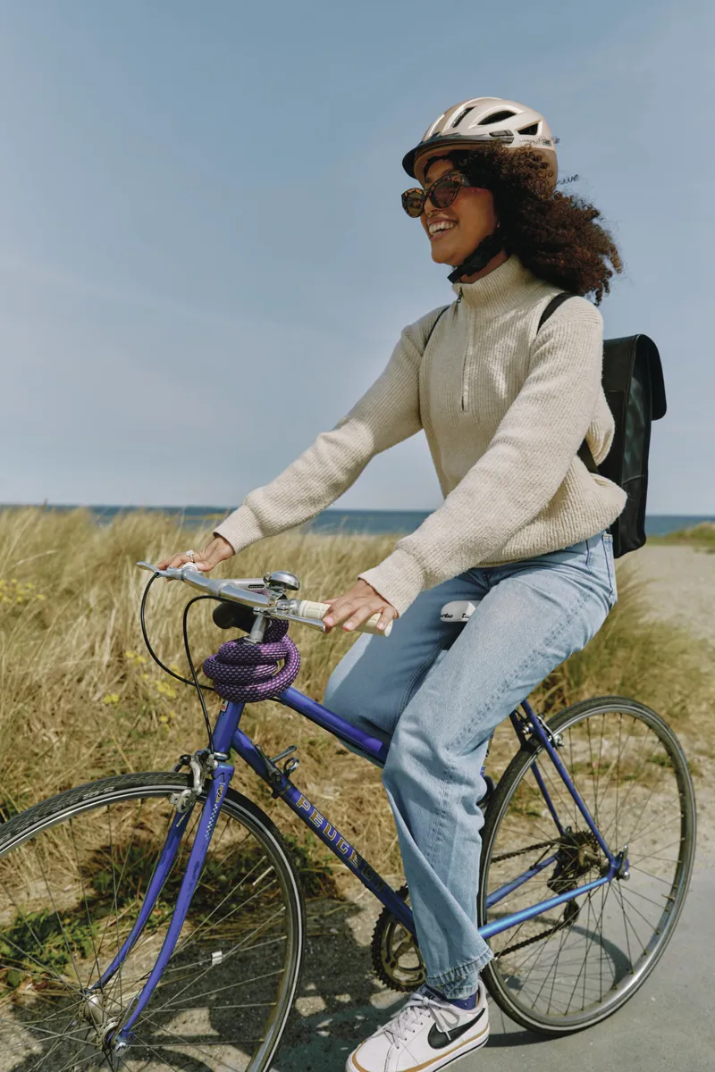 Abus Yarnit 4004K Chain Lock 4mm 110cm in Midnight Purple-2