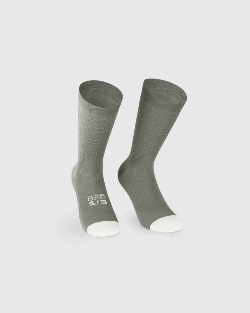 Assos Endurance Socks S11 in Edge Green