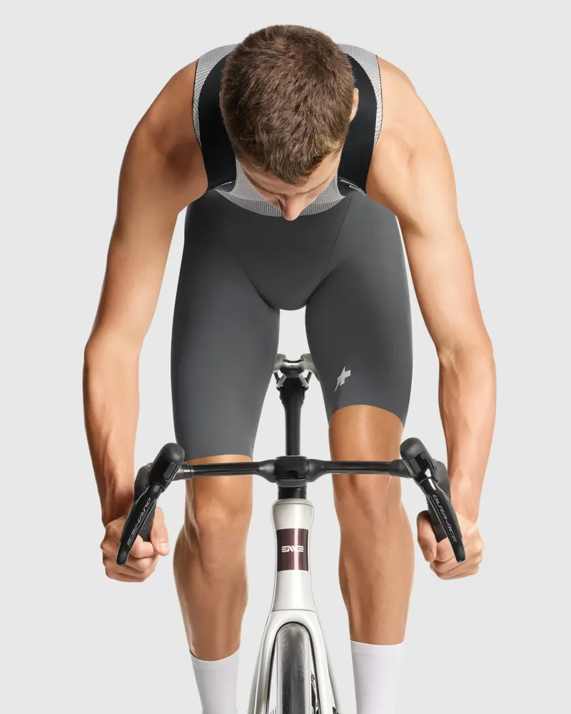 Assos EQUIPE R Bib Shorts S11 in Robust Grey-5