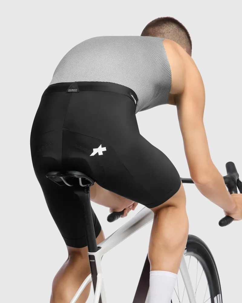 Assos Mille GT Half Shorts S11-6