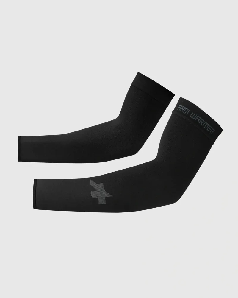 Assos Spring Fall Arm Warmers P1 in Black