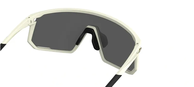 Tifosi Optics Moab Sunglasses in Sahara-10