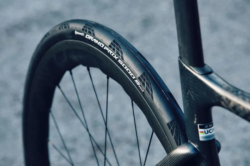 Continental Grand Prix 5000 S TR Tire 700x35 in Black-2