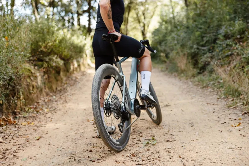 Continental Terra Competition Tubeless Folding Tire 700 x 35 Rapid Race Casing E25 in Black-10