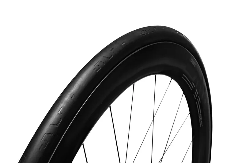 Enve Composites SES Road Tire in Black-1