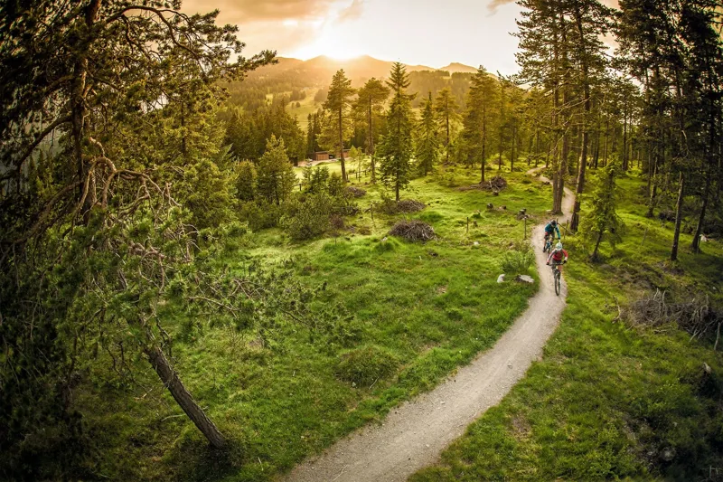 Ergon Bike SMC Men MTN Trekking Saddle M/L in Black-5