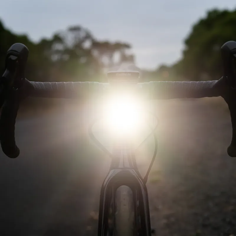 Knog BLINDER 900 + SQUARE Front and Rear Lights-2