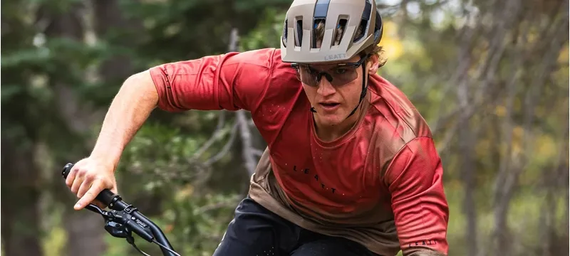 Tifosi Optics Moab XC Cycling Glasses in Satin Vapor Light Night Fototec-2