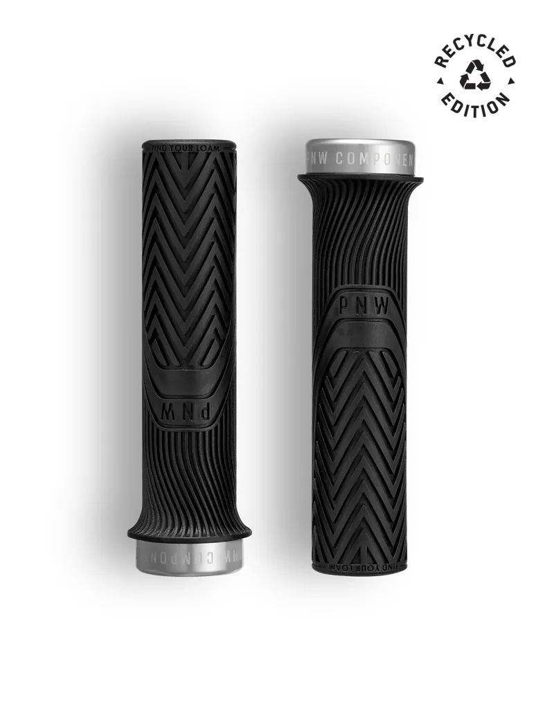 PNW Loam Extra Chunky Grip-2