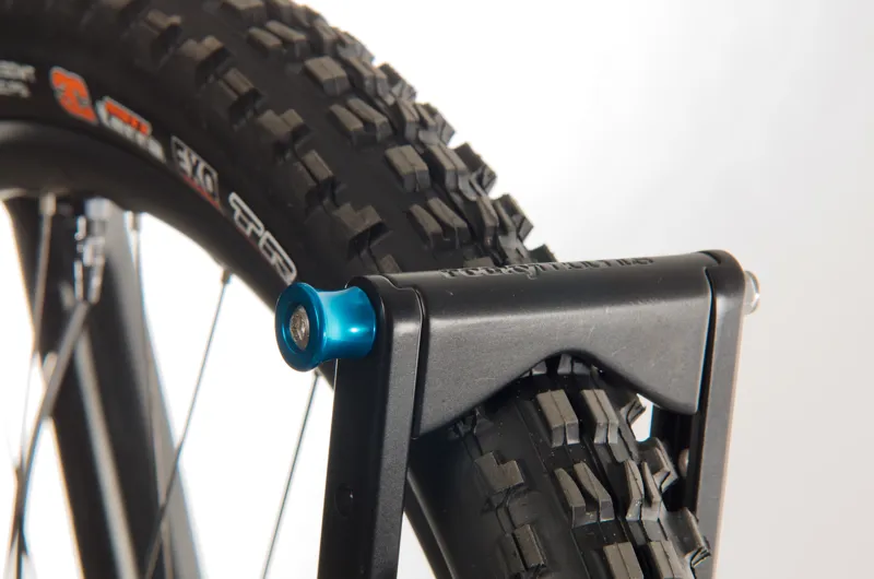 Rocky Mounts Afterparty 2 Swing Away Hitch Rack-6