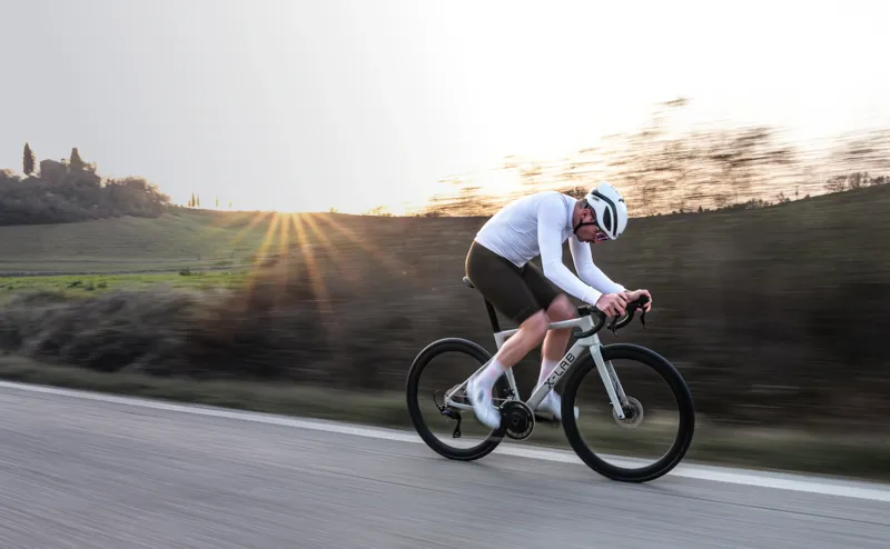 XLAB RS7 Shimano 105 Mechanical Road Bike in Angel Wing White-3