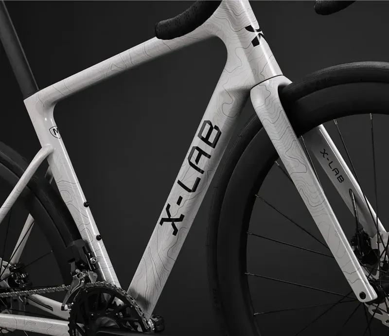 Xlab RS7 Shimano 105 Di2 Road Bike in Angel Wing White-4