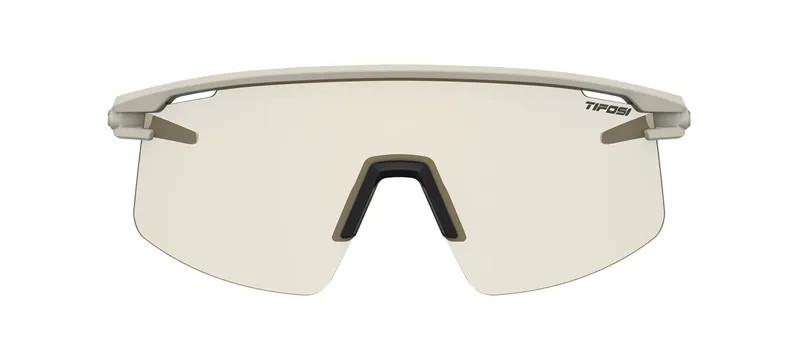 Tifosi Optics Moab Lite Sunglasses in Sahara with Fototec Lens