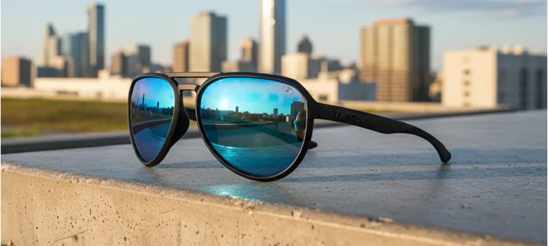 Tifosi Selca Polarized Sunglasses in Blackout Sky Blue Mirror-4