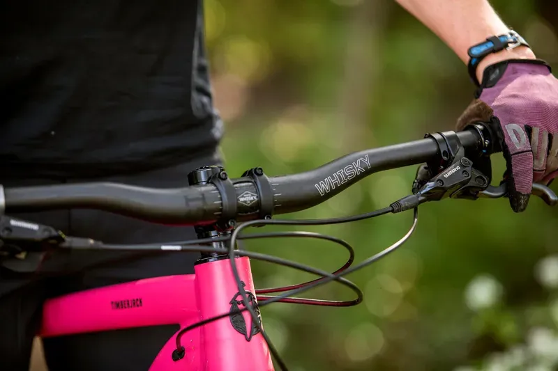 Whisky Parts Co. No.9 Mountain Handlebar 35.0 20mm Rise 760mm Carbon-1