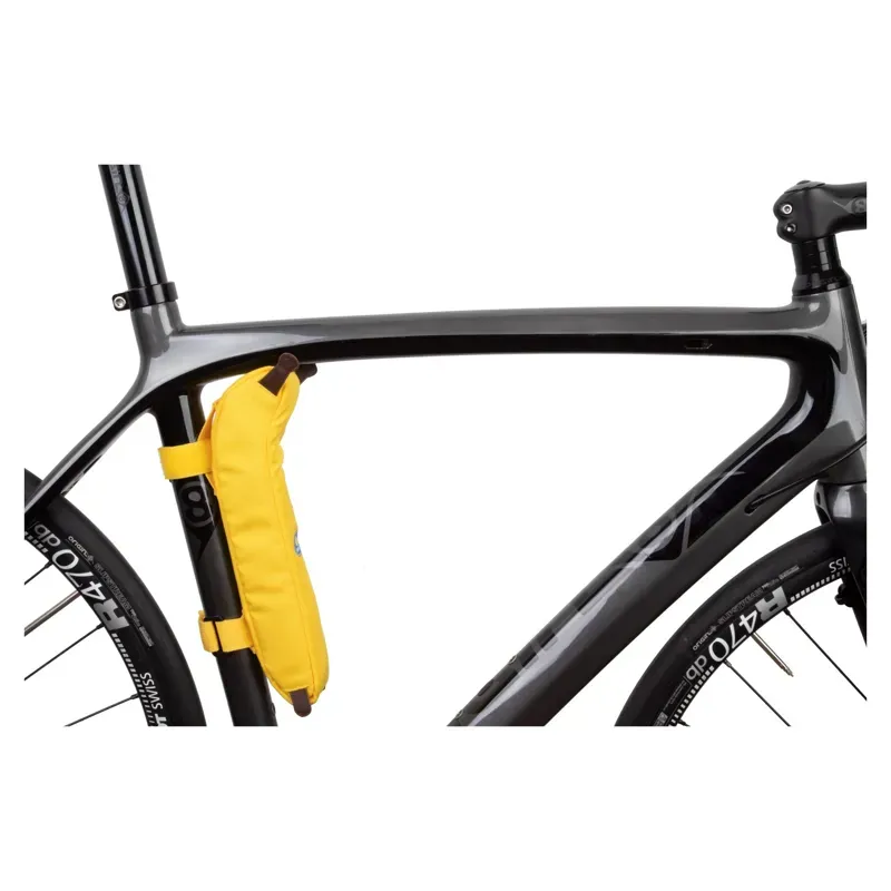 Snack! Banana Bag Seat in Yellow-4