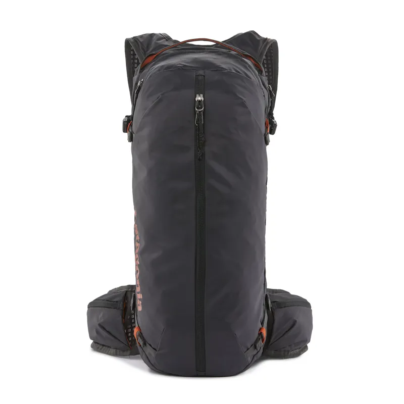 Patagonia 20L Dirt Roamer Pack in Ink Black